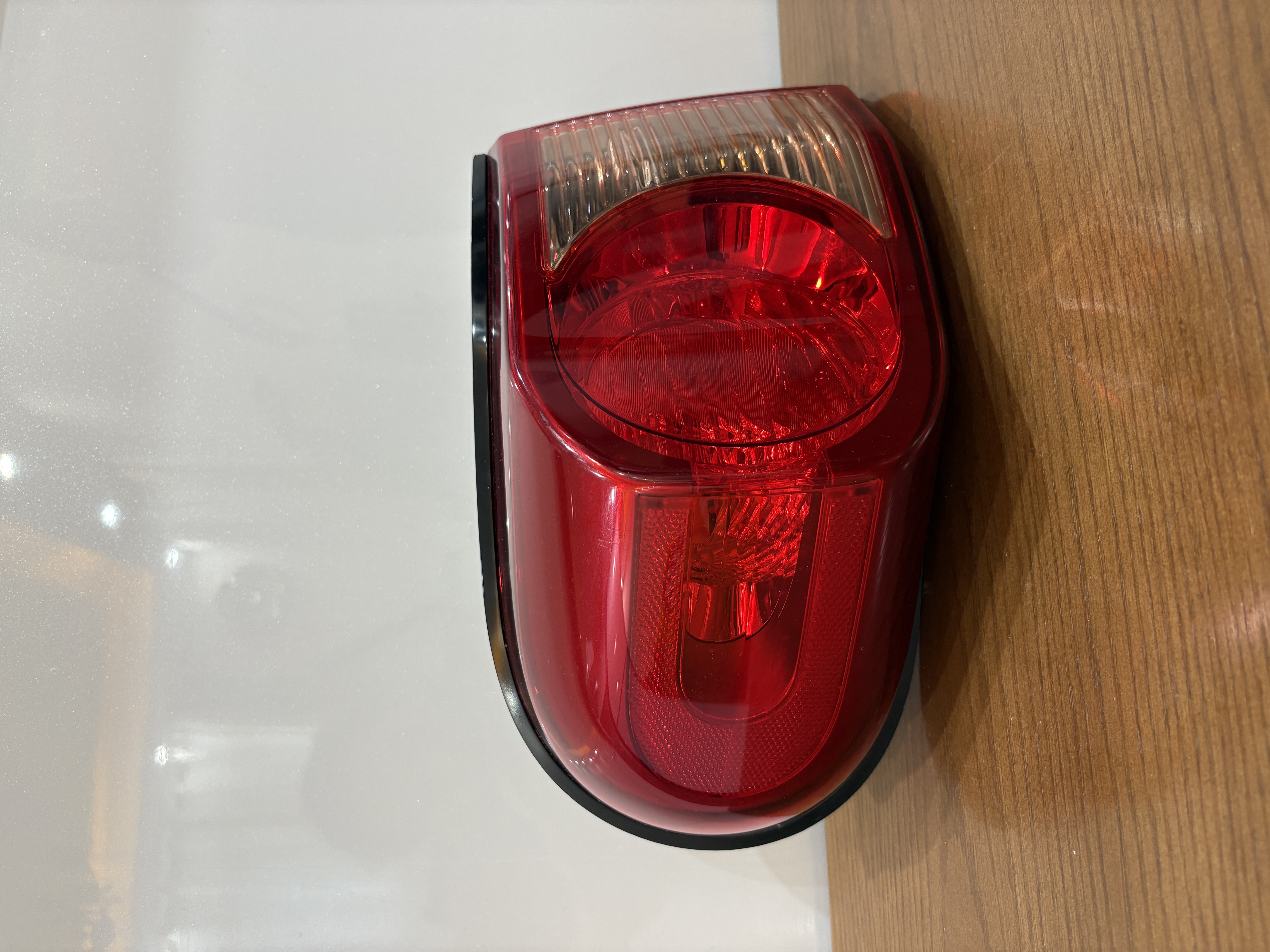 تصویر خطر عقب تویوتا اف جی کروز استوک اصلی 